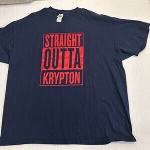 Gildan Men’s Size 2XL Graphic Teeshirt Straight Out Of Krypton